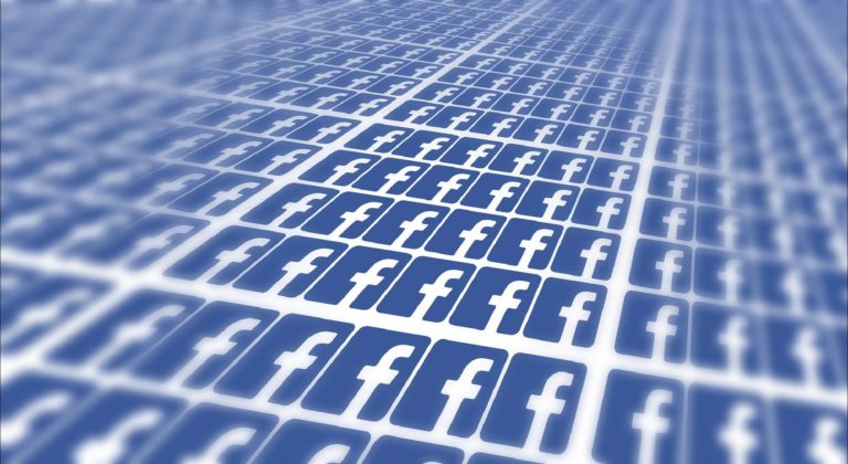Anklickbare Facebook Bilder